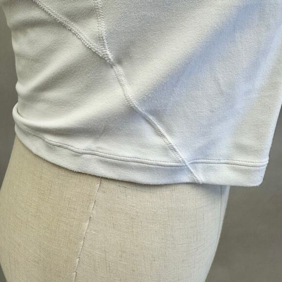 Lululemon Align crop tank in white size 8 built in bra - Picture 8 of 14